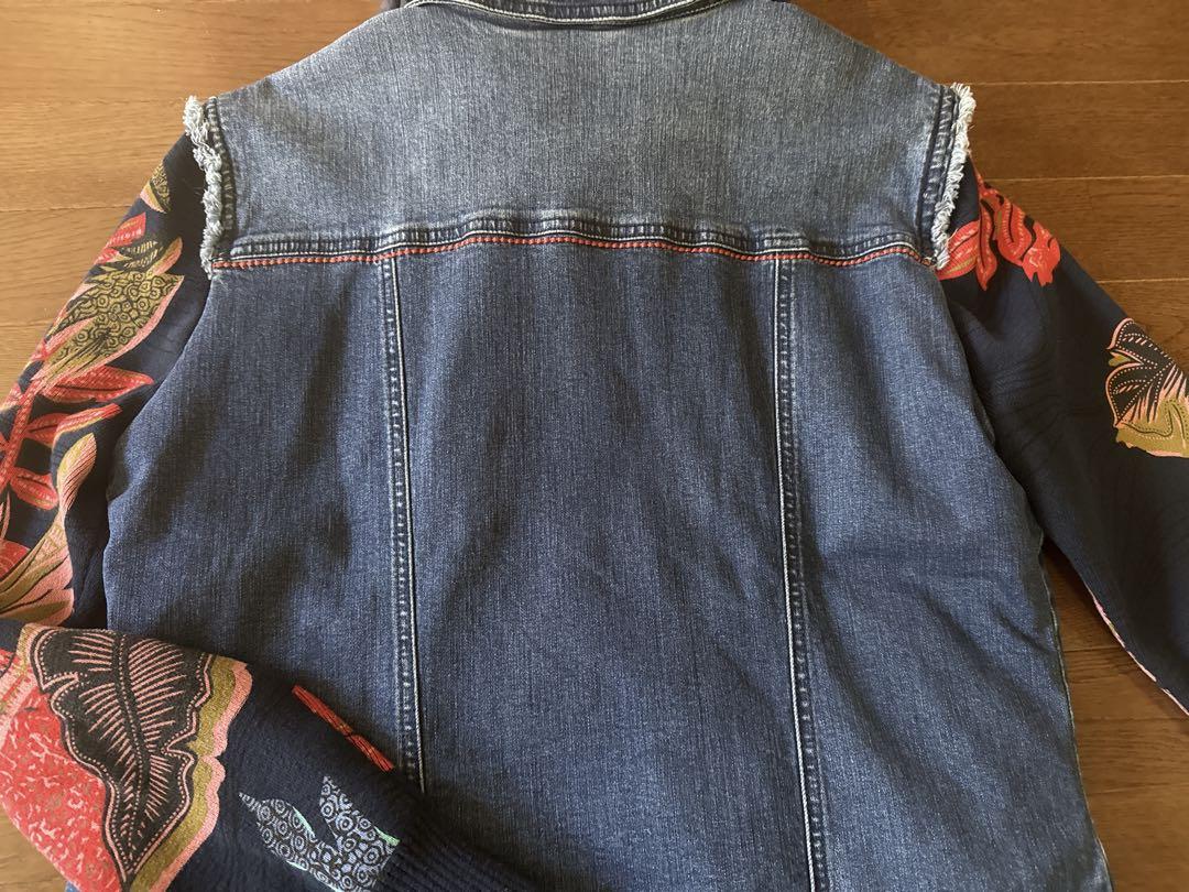 Embroidered denim jacket I Desigual.com