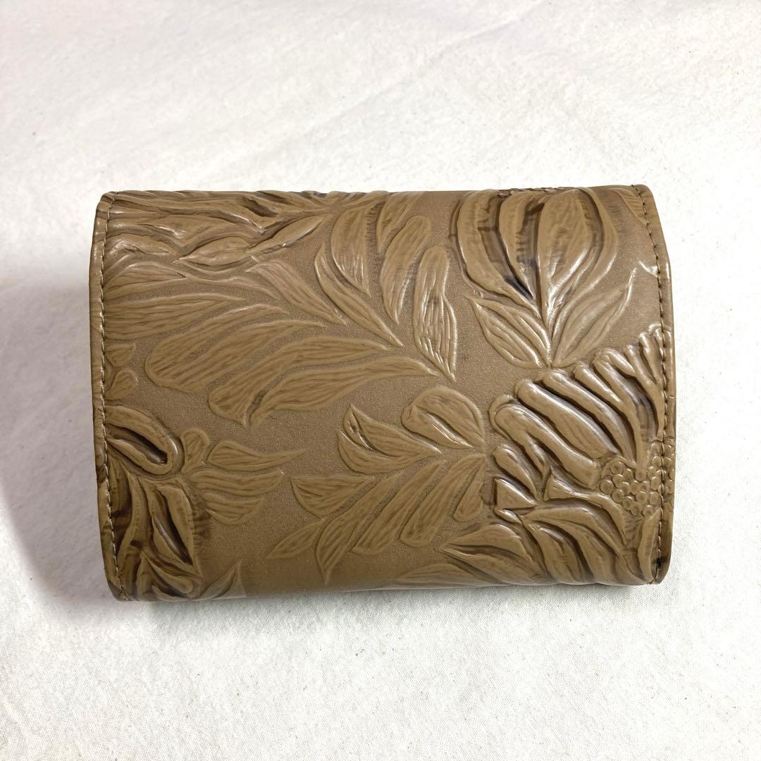 ベージュボタニカル 型押しレザー 蛇腹 ミニ財布 ベージュボタニカル 型押しレザー 蛇腹 ミニ財布