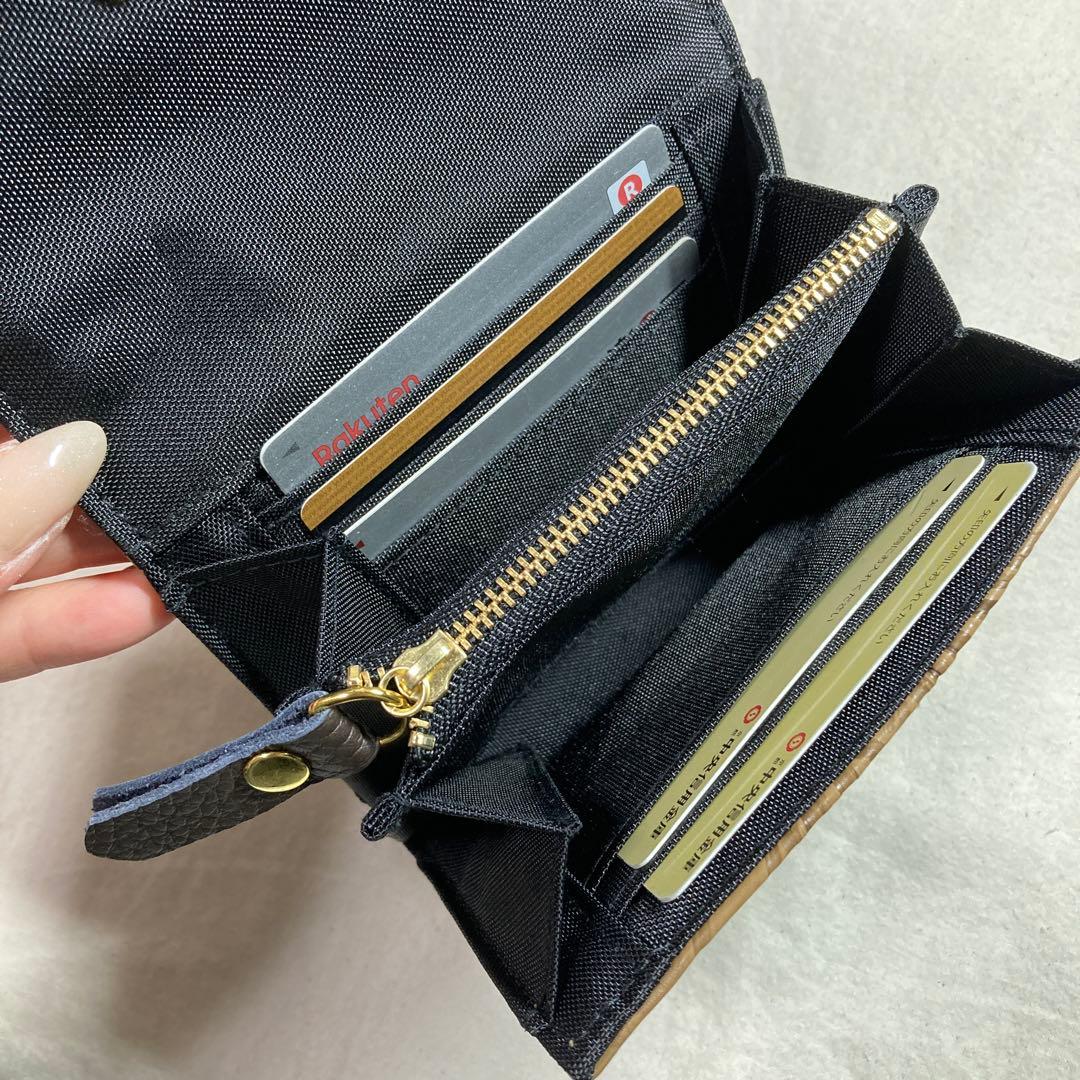 ベージュボタニカル 型押しレザー 蛇腹 ミニ財布 ベージュボタニカル 型押しレザー 蛇腹 ミニ財布