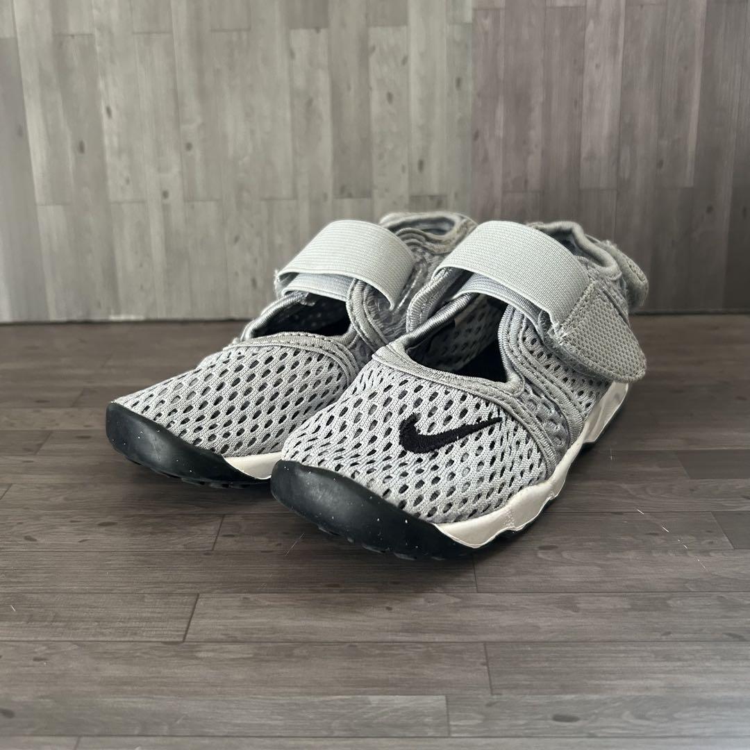✨新品✨NIKE キッズサンダル グレー/グリーン　21cm NIKE キッズサンダル グレー - メルカリ
