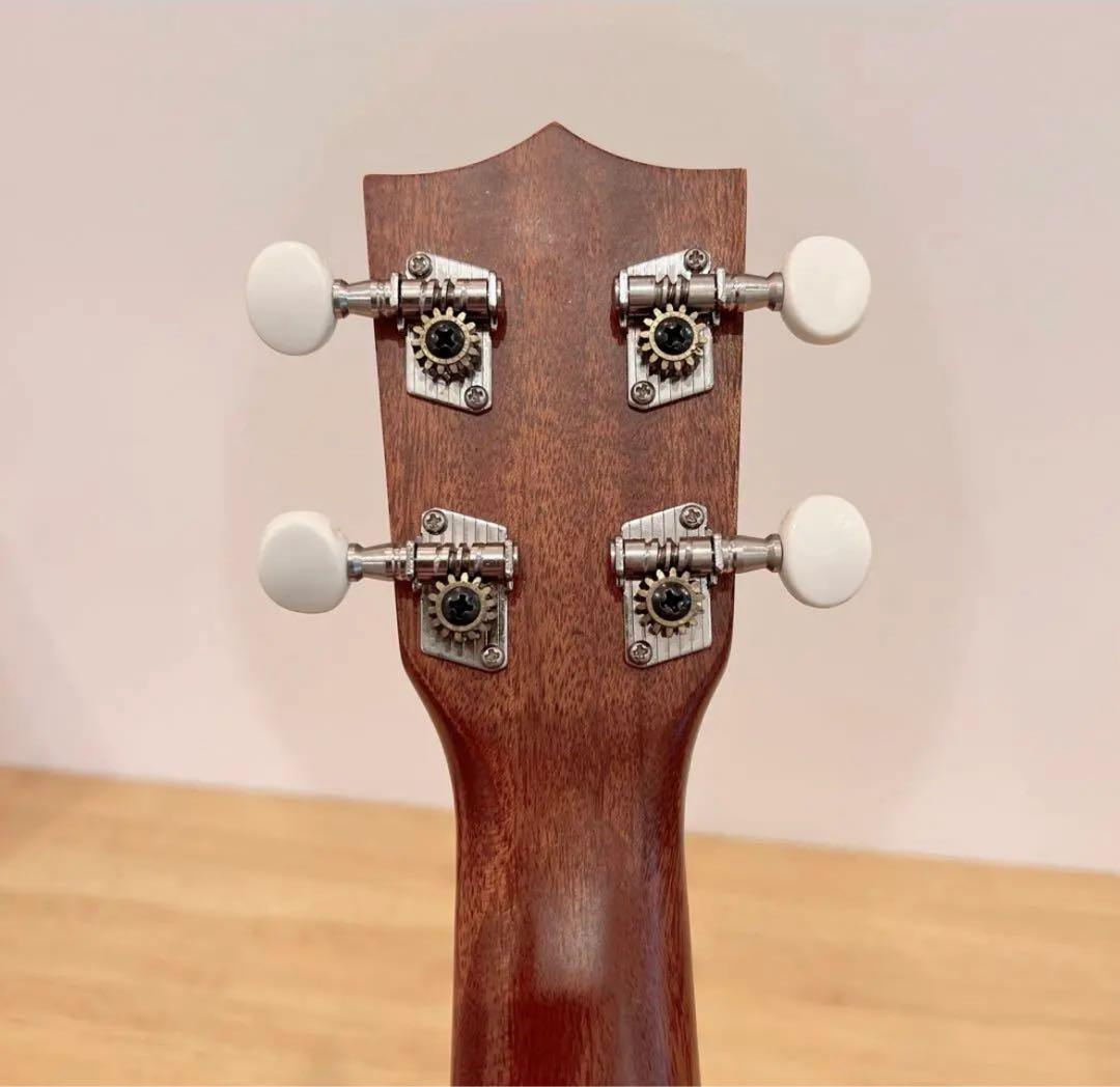 Famous ソプラノウクレレ FS-1G フェイマス