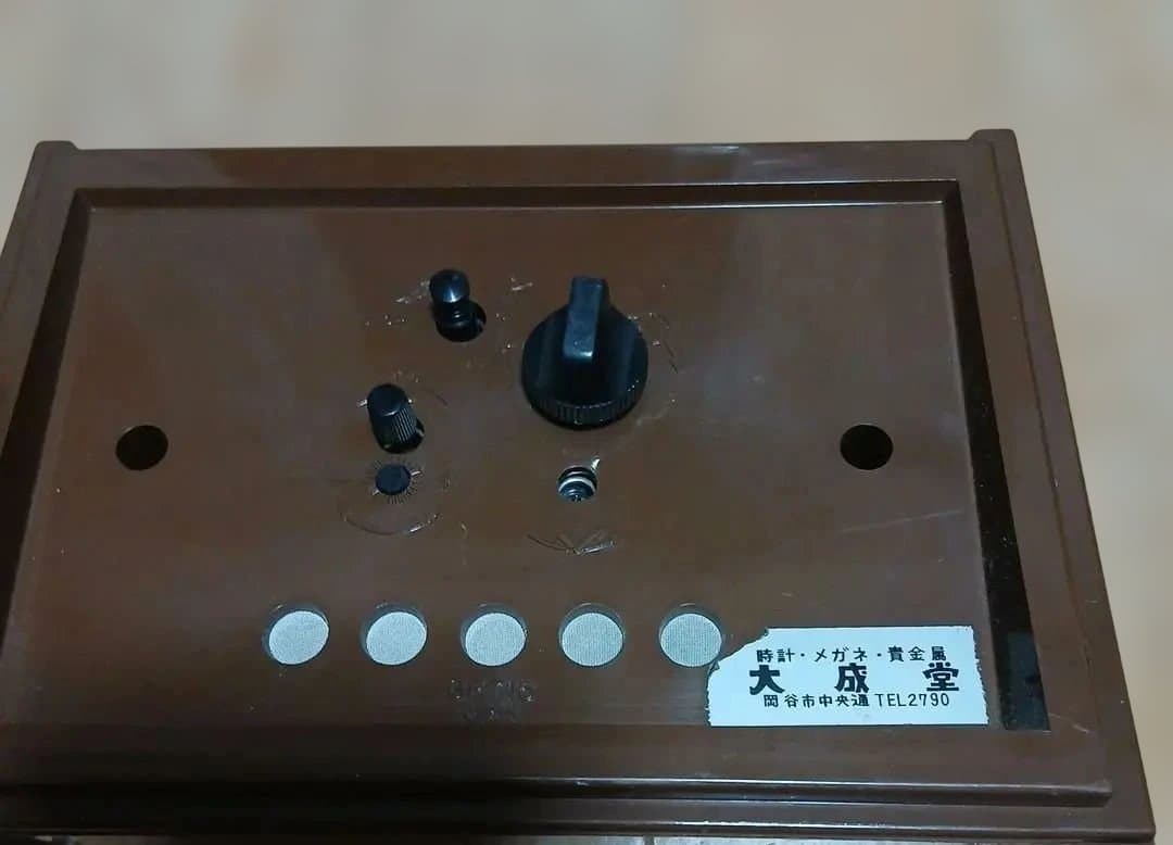 SEIKO オーバル置時計 装飾的な文字盤　レトロ RIZ5706116412