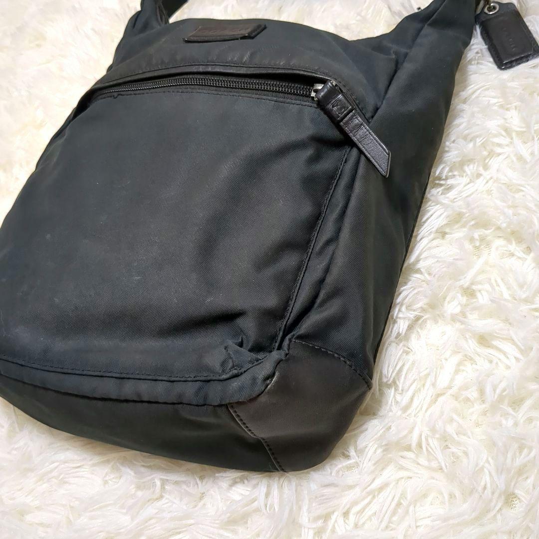 正規品 コーチ ナイロン ショルダーバッグ 肩掛け 斜め掛け クロスボディ