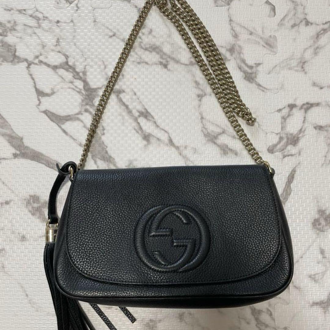 Gucci ブラックレザーショルダーバッグ