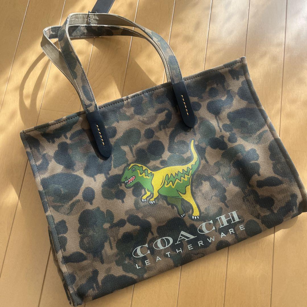 コーチ　レキシー Rexy トートバッグ　カモフラ