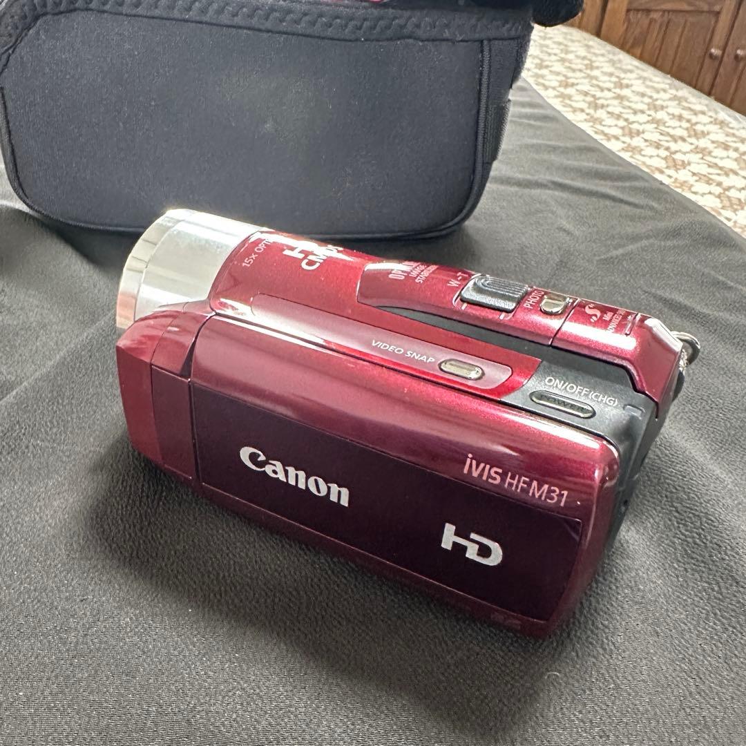 Canon キヤノン iVIS HF M31 ビデオカメラ　レッド