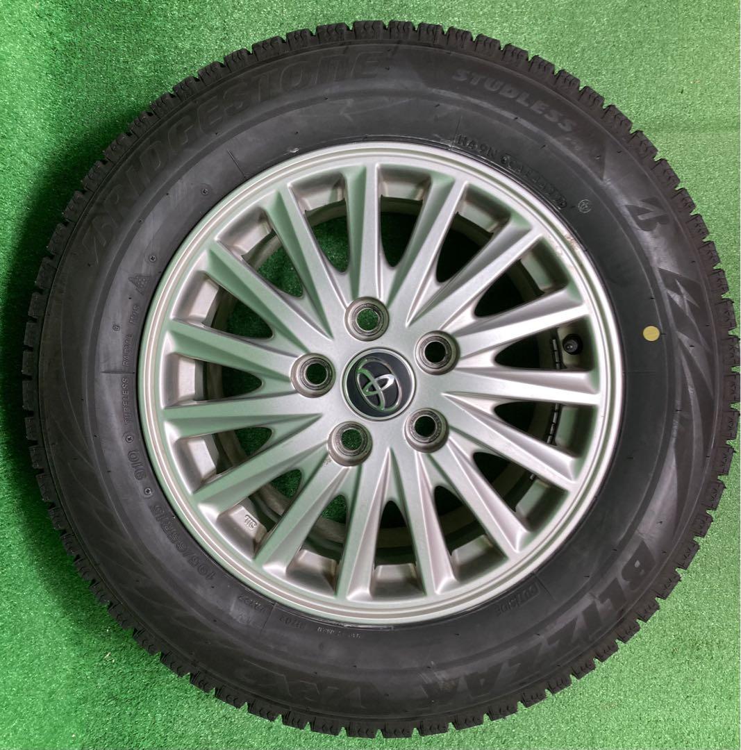 195/65R15 スタッドレスタイヤとアルミホイール付き。