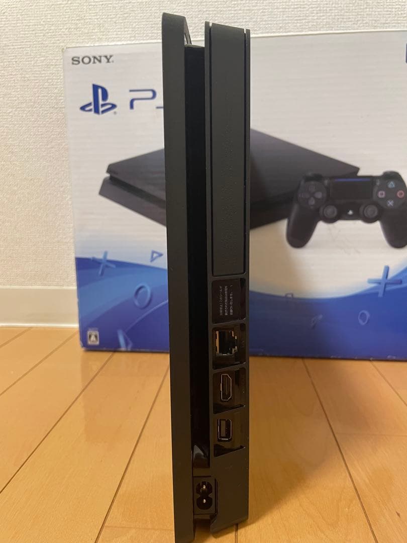 PlayStation 4 本体 1TB CUH-2000B PlayStation 4 本体 1TB CUH-2000B