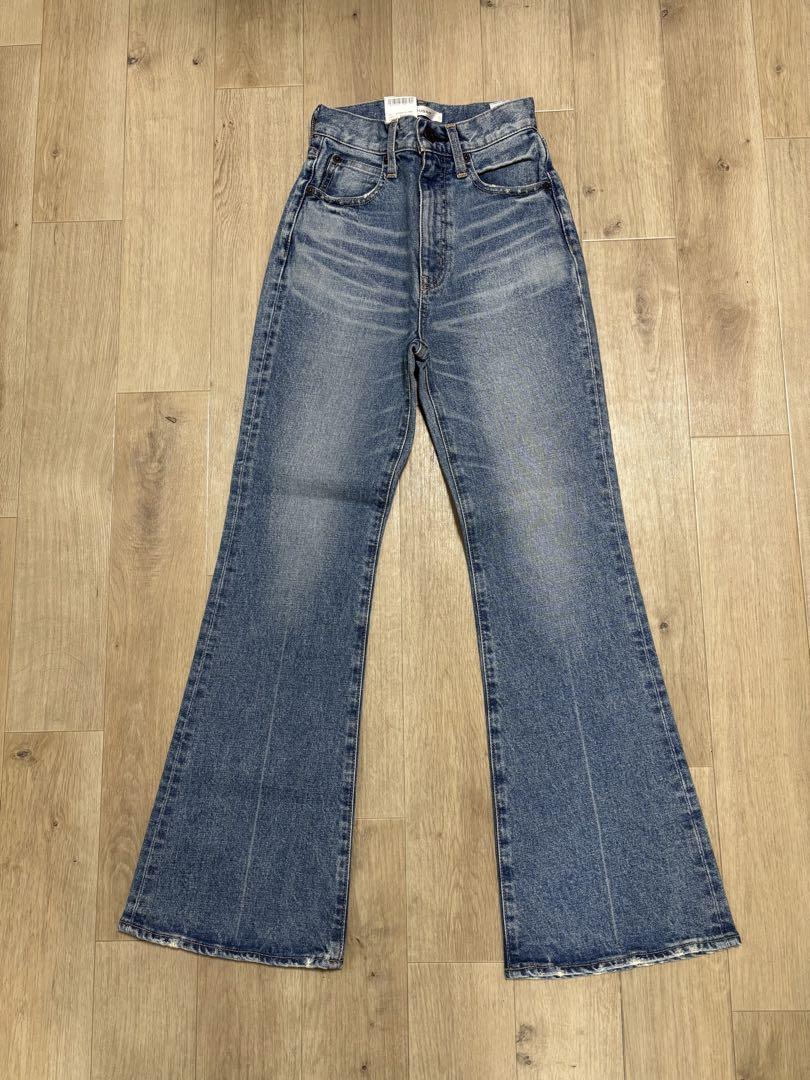 新品未使用　マウジーMVSフレアデニム　MOUSSY MVS FLARE