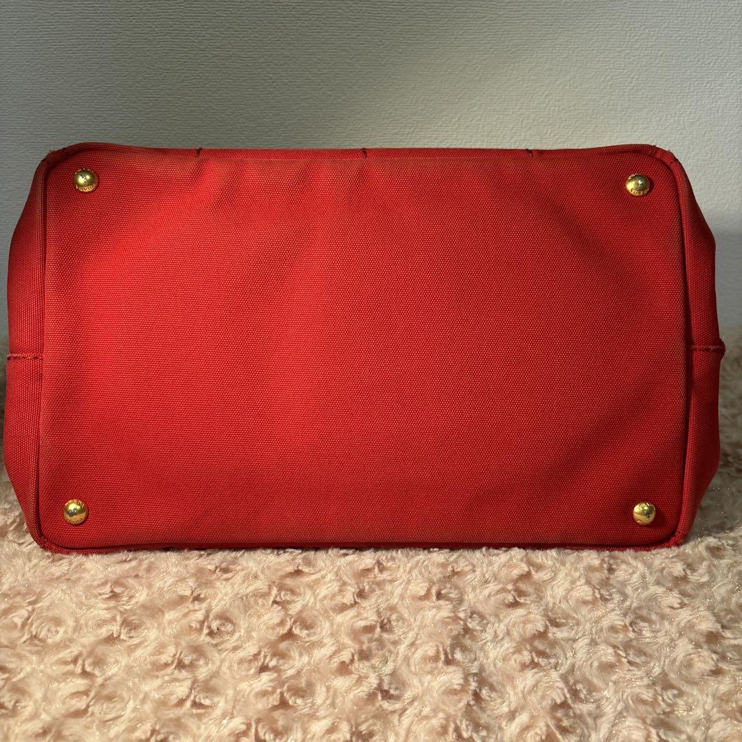 PRADA カナパ Mサイズ　【お値下げしました】 最終値下げ】PRADA プラダ カナパ Mサイズ ギャランティーカード付