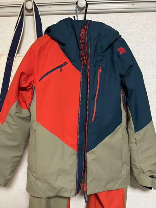 本日のみ出品 DESCENTE スキーウェア上下