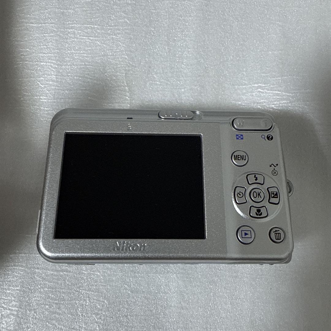 ❗️激安価格❗️デジカメ　本体　Nikon Coolpix L5