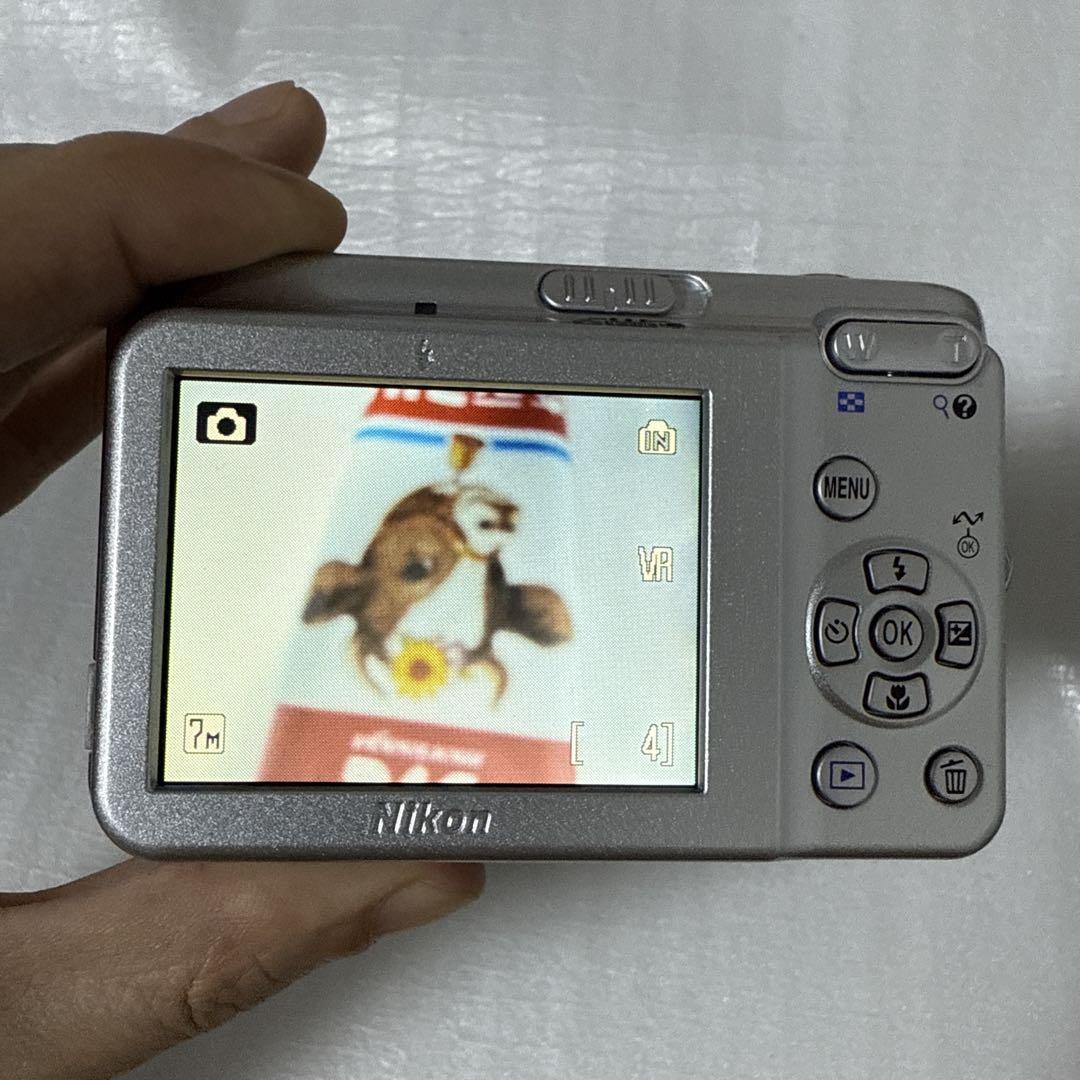 ❗️激安価格❗️デジカメ　本体　Nikon Coolpix L5