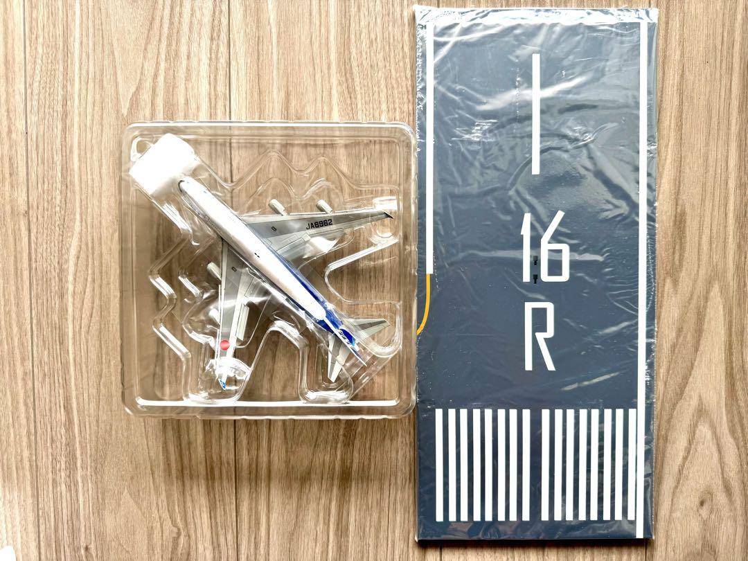 新品】1/400 B747-400 ANA 成田ランディングモデル 新品】1/400 B747-400 ANA 成田ランディングモデル