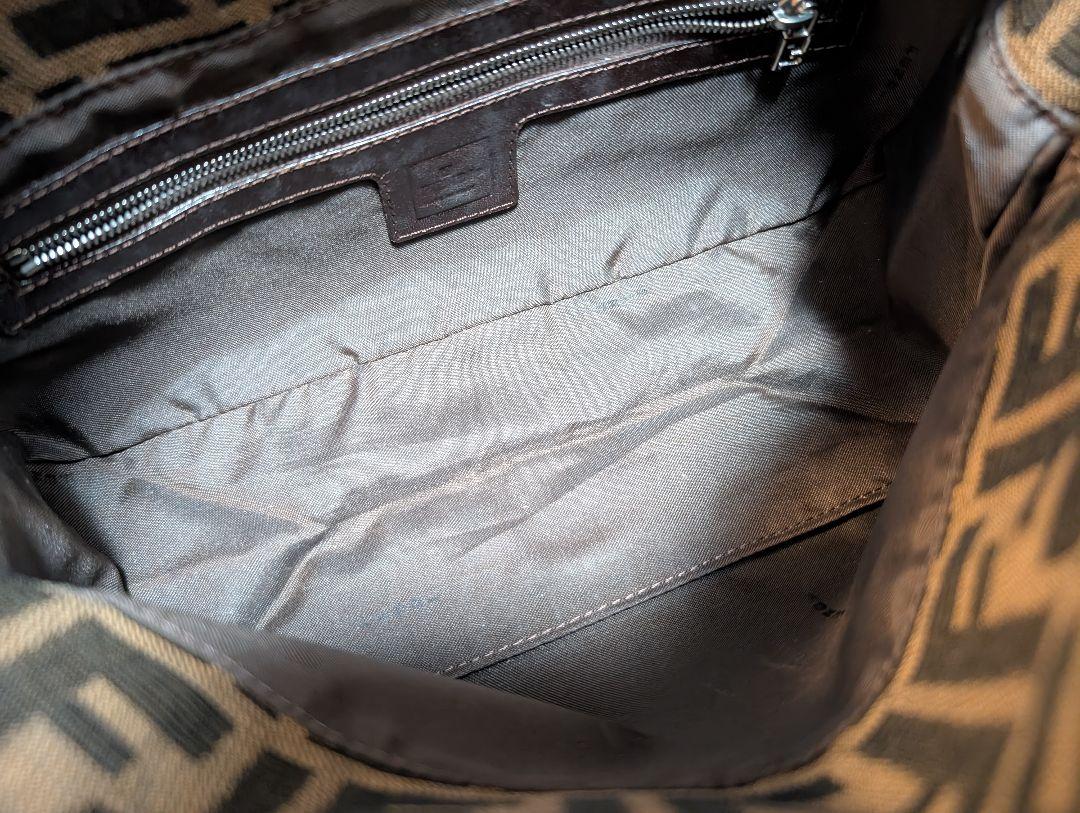 『超美品』FENDI ズッカ ワンショルダーバッグ