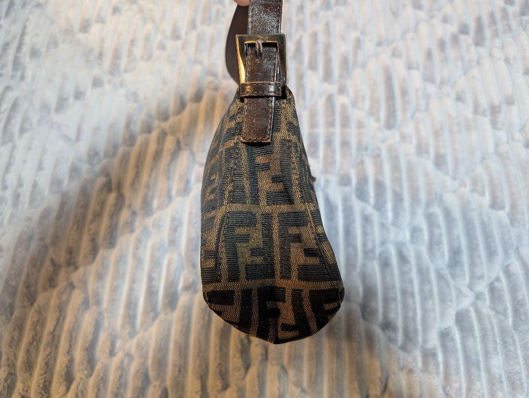『超美品』FENDI ズッカ ワンショルダーバッグ