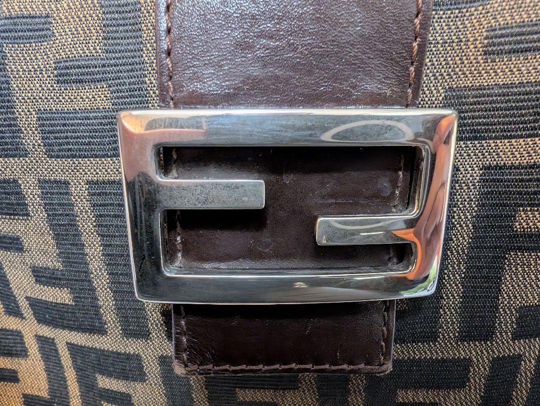 『超美品』FENDI ズッカ ワンショルダーバッグ