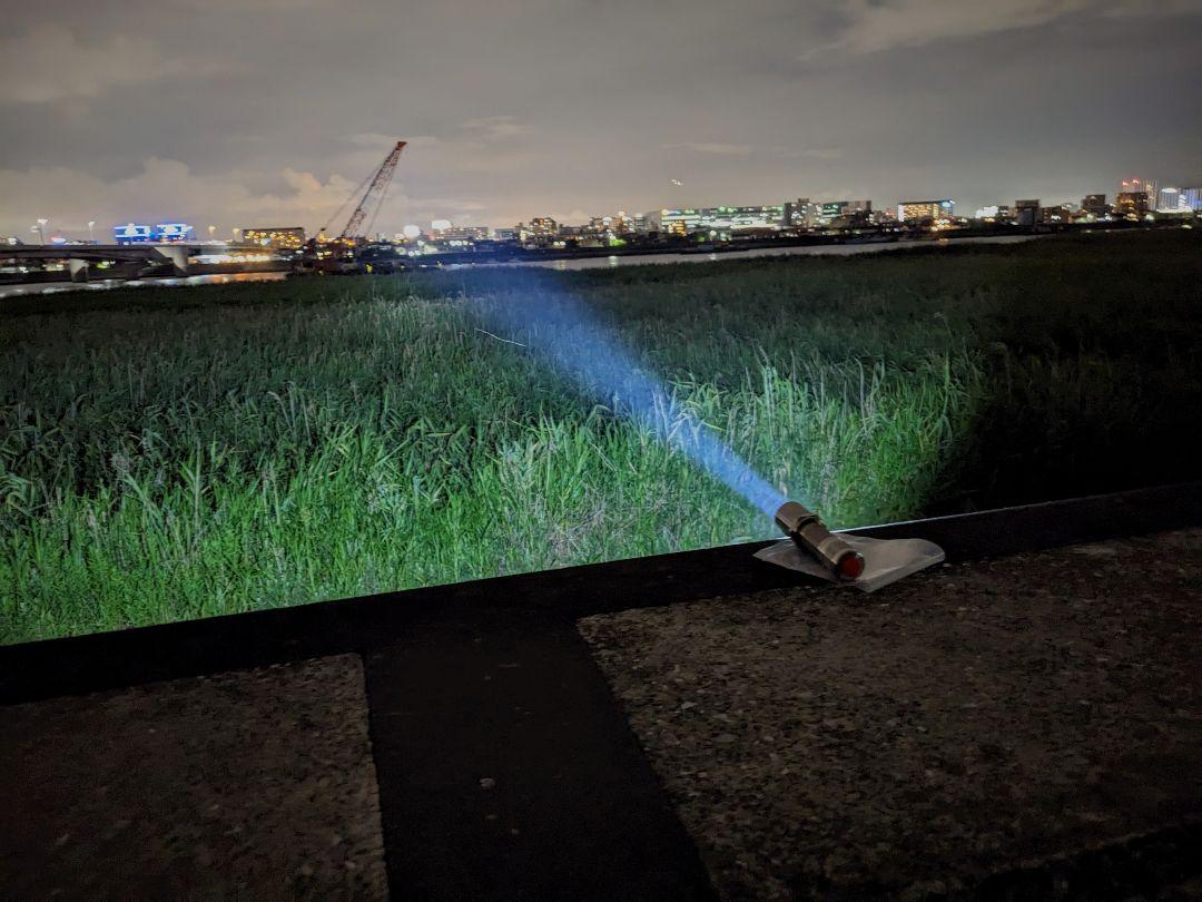 21700 チタン製フラッシュライト