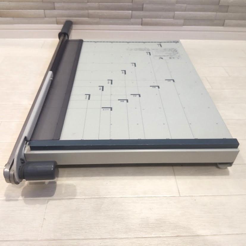 プラス 裁断機 ペーパーカッター PK-011 裁断幅 A3タテ 26-209