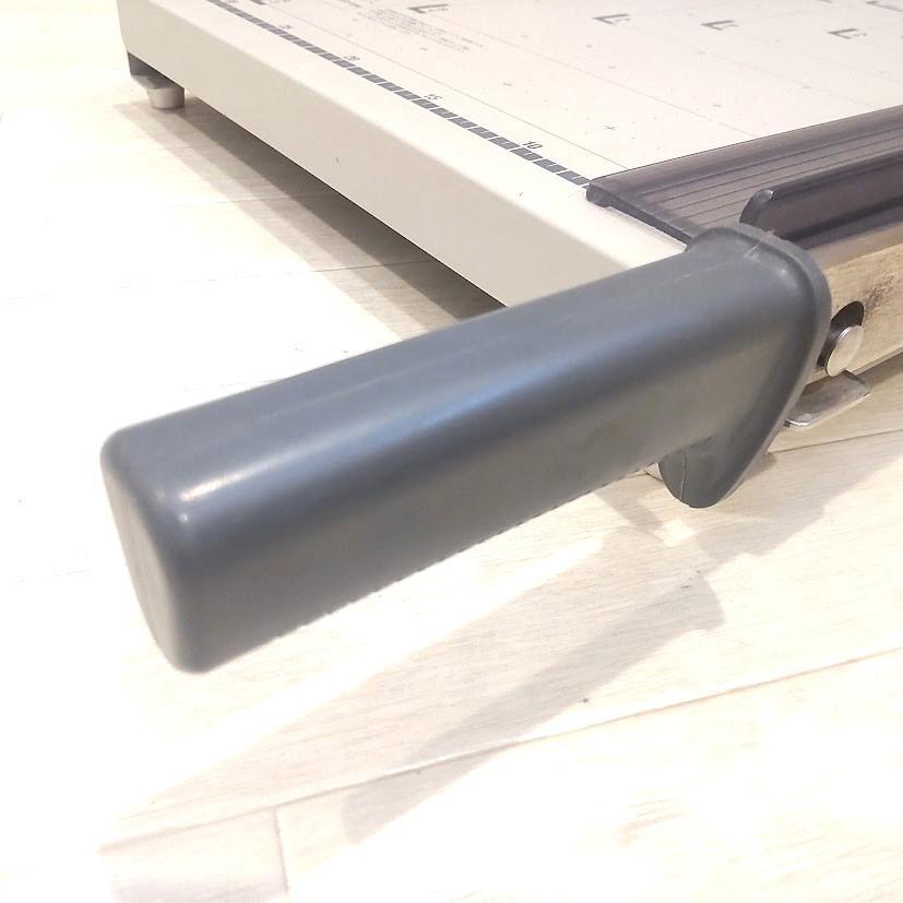 プラス 裁断機 ペーパーカッター PK-011 裁断幅 A3タテ 26-209