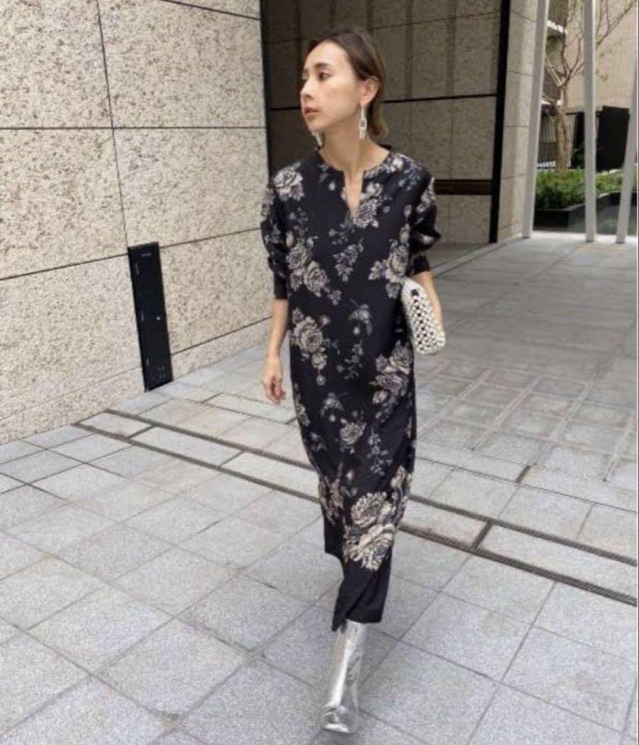 【AMERI】花柄ワンピース REHEMA KEY NECK DRESS