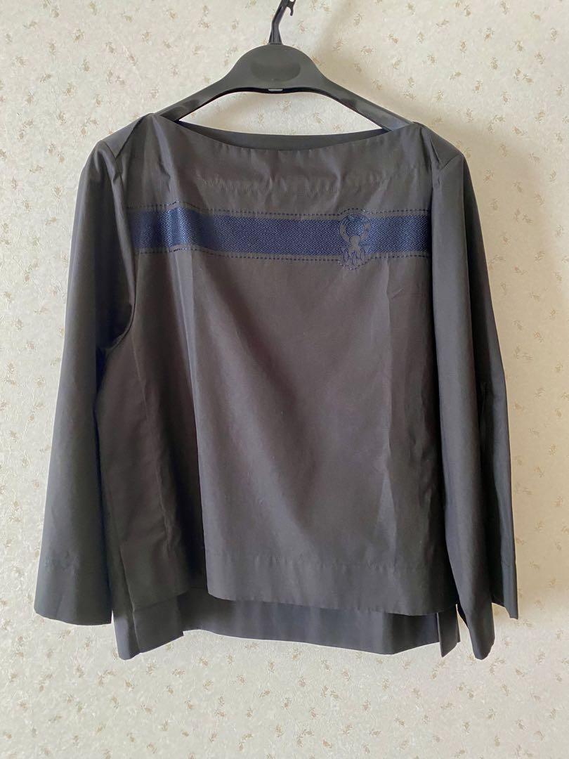 エルメスプレタ  トップス