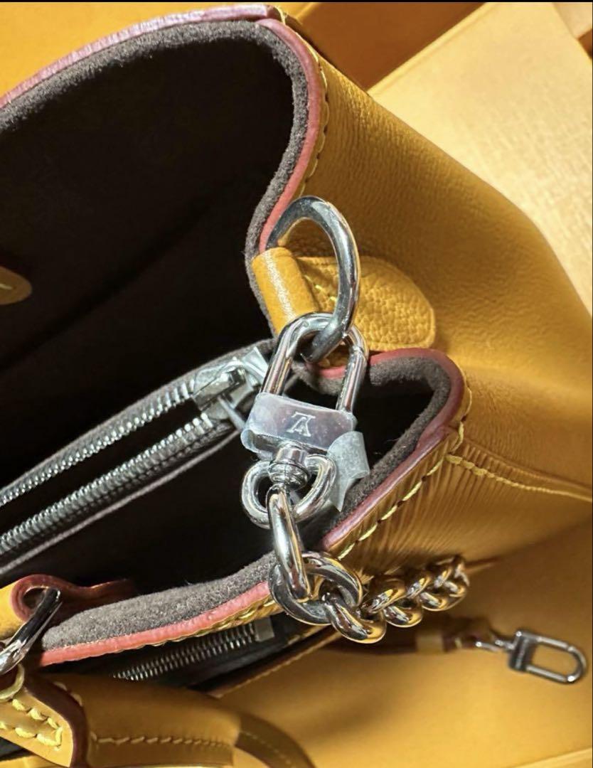 本日限定！極美品！　LOUIS VUITTON ヴィトン　マレル・トート MM 極美品！ LOUIS VUITTON ヴィトン マレル・トート MM
