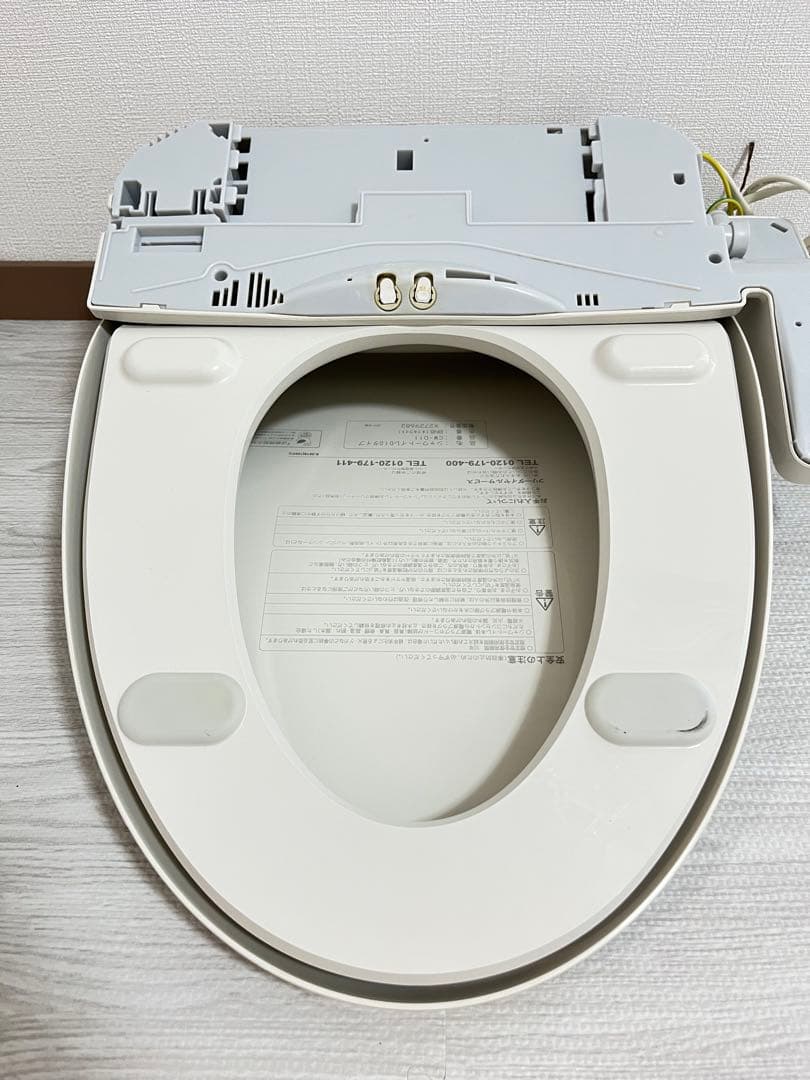 温水洗浄暖房便座 CW-D11オフホワイトBN8