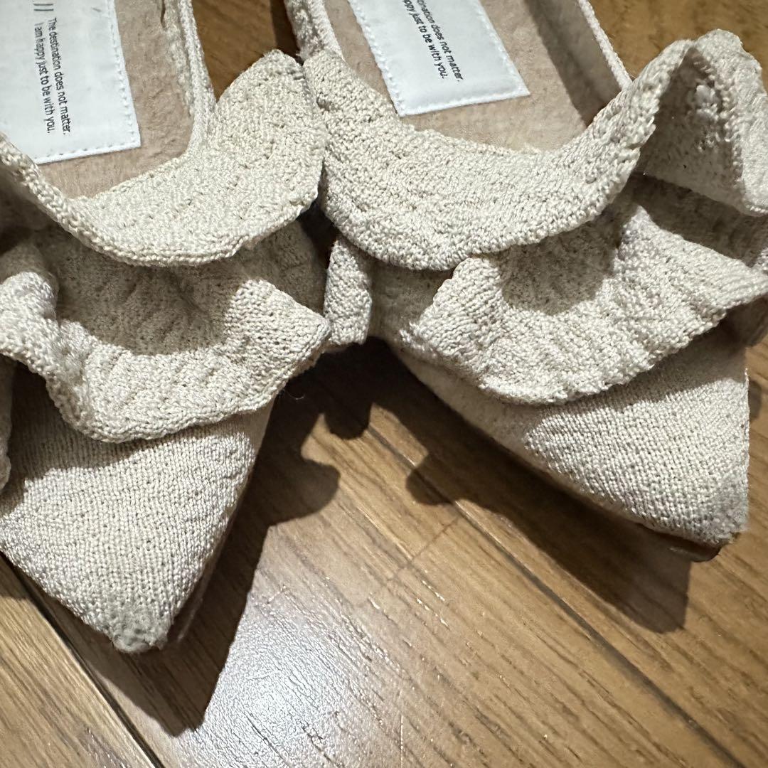 Offen pointed-FRIN BEIGE ポインテッドフリル　37