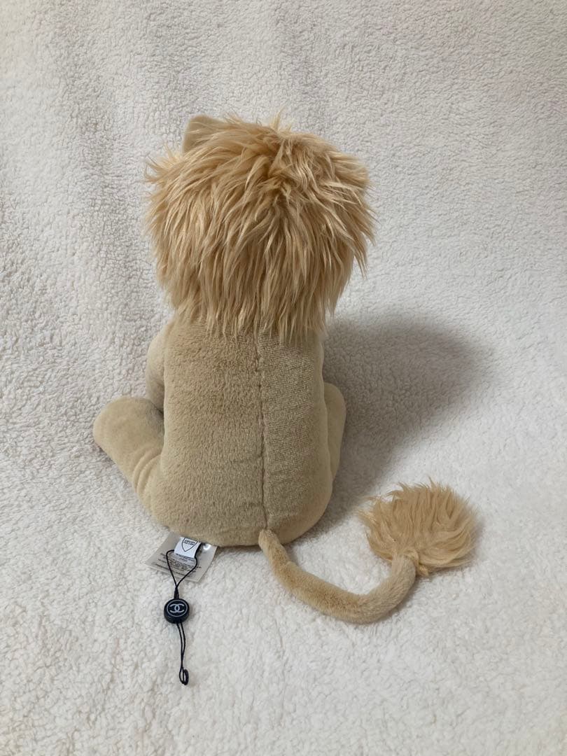 CHANEL ココクラッシュ ライオン ぬいぐるみ CHANEL ココクラッシュ ライオン ぬいぐるみ