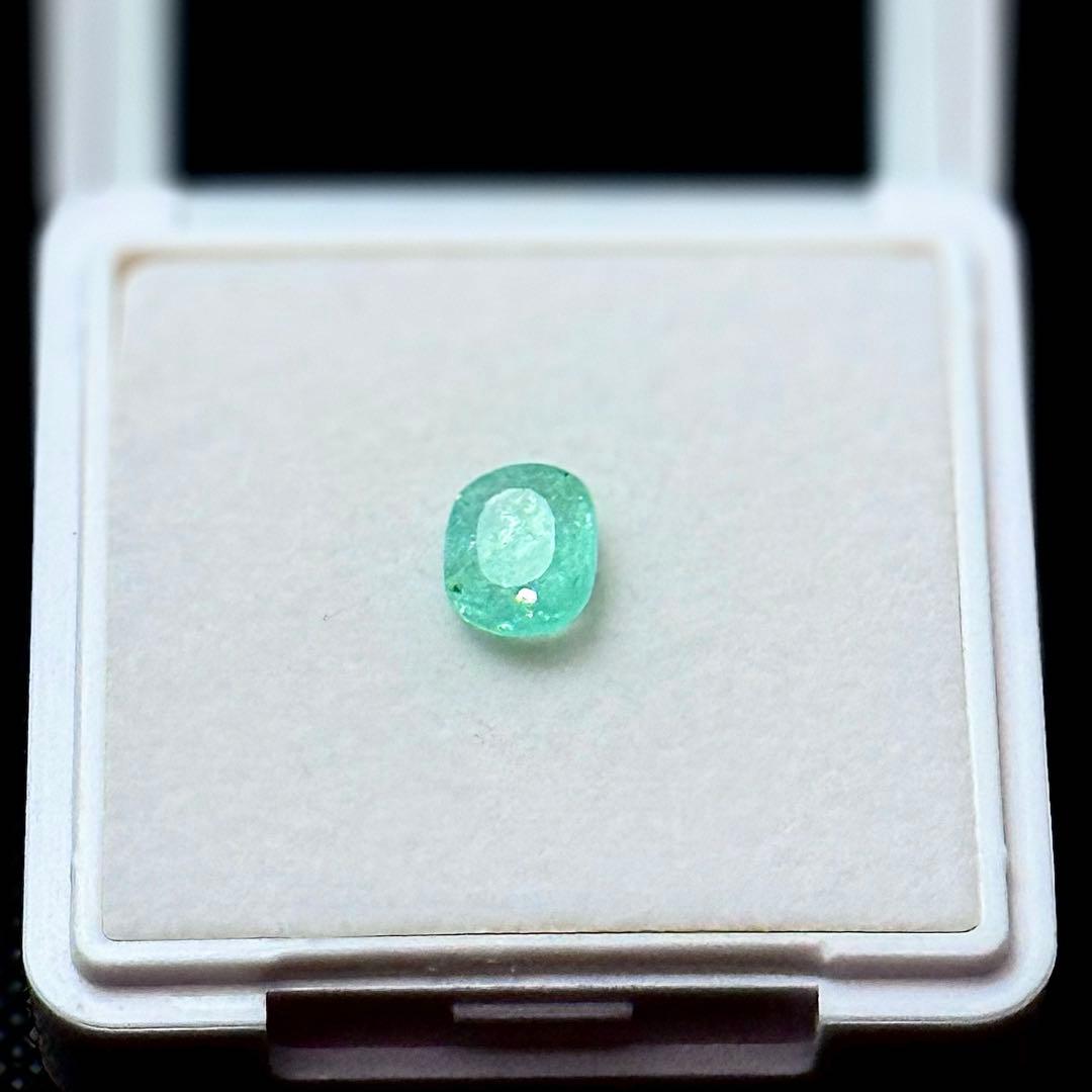 ルース 宝石鑑別書付き