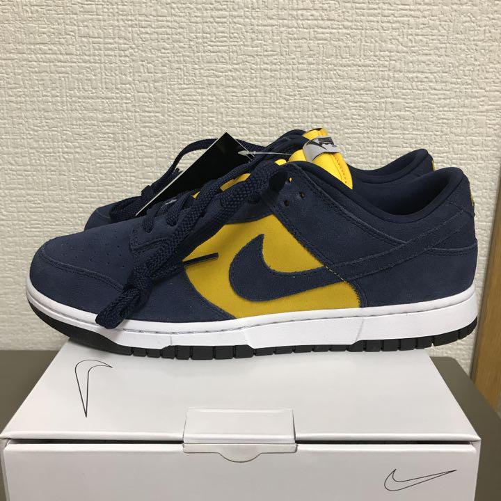 新品未使用 NIKE DUNK low by you “Michigan” 有名な高級ブランド