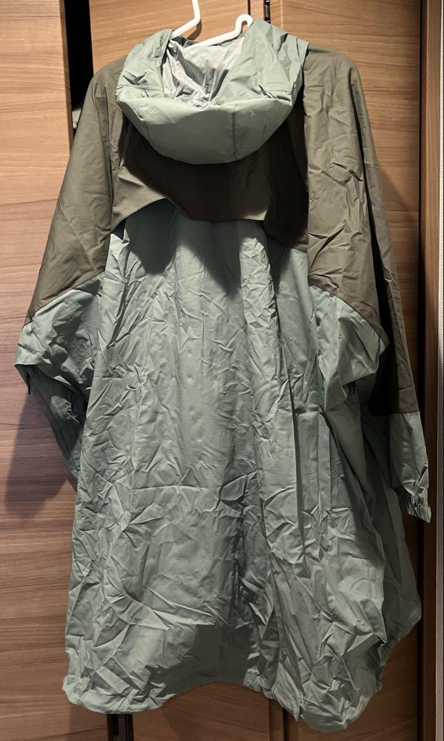 THE NORTH FACE タグアンポンチョコート