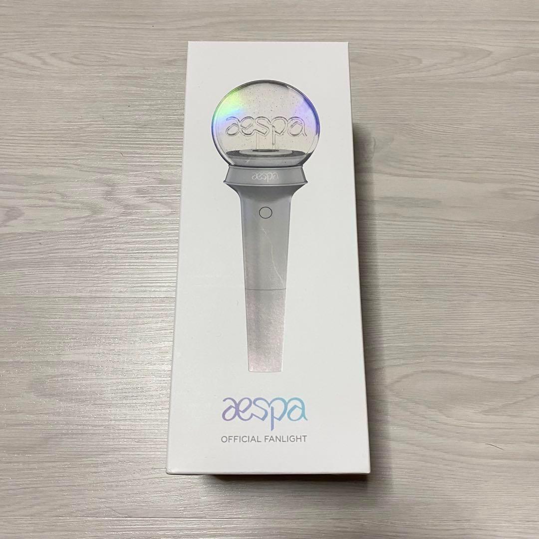 即発送】 AESPA エスパ 公式ペンライト 新品未使用 【電池付き 即発送】 AESPA エスパ 公式ペンライト 新品未使用 【電池付き