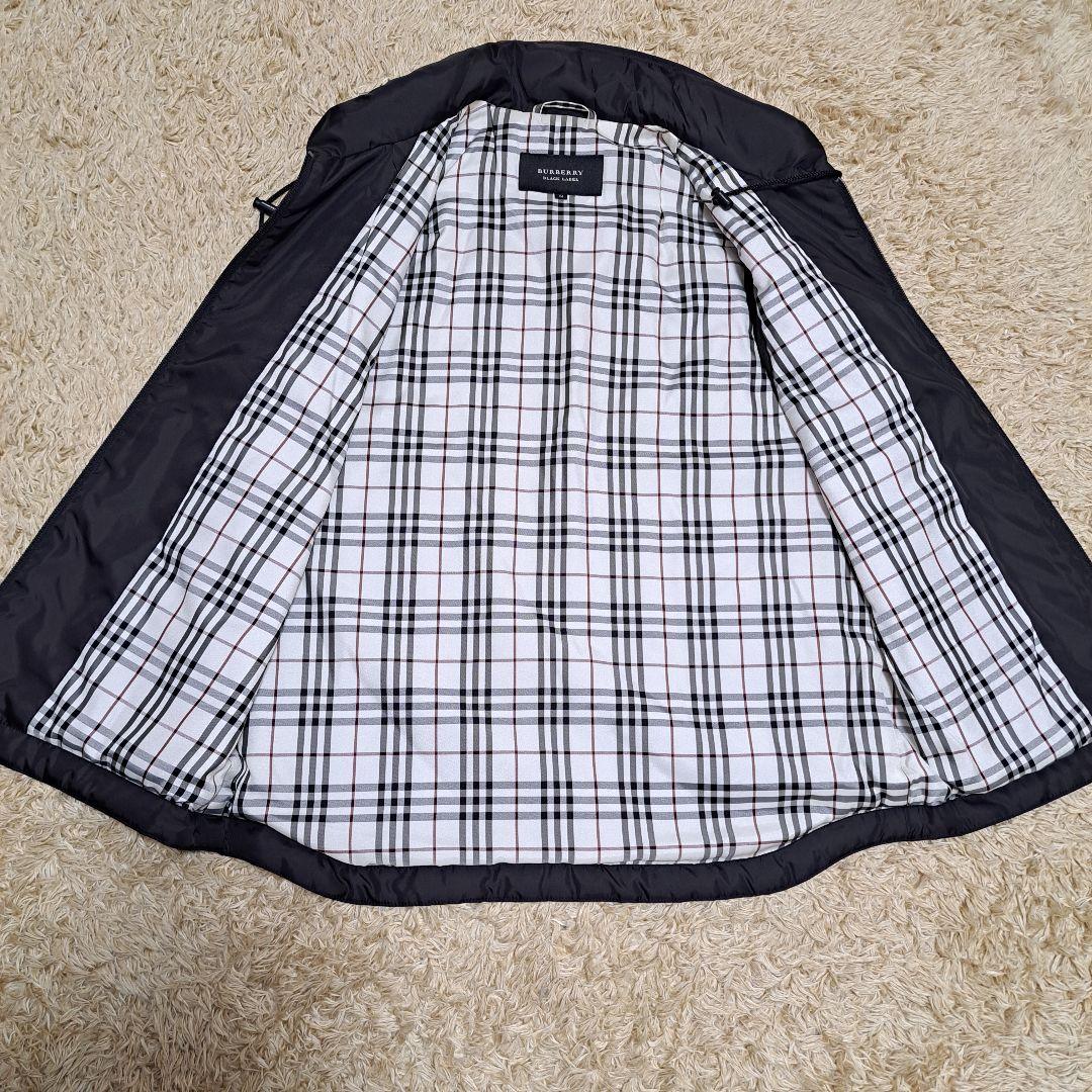 美品　バーバリーブラックレーベル　BURBERRY　中綿ベスト　黒　M　チェック