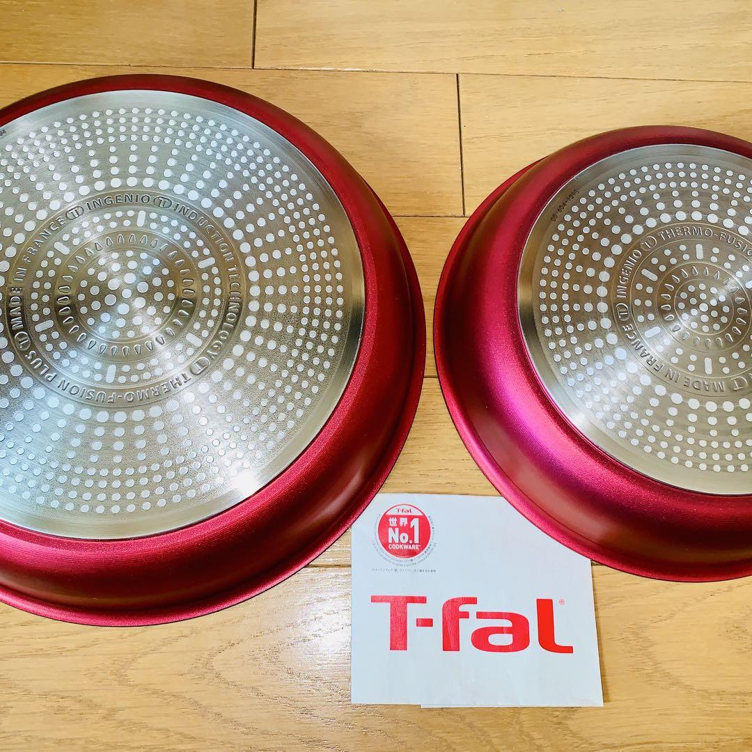 【新品未使用迅速発送】ティファール フライパン IHルージュ スプーン付き 3点 【新品未使用迅速発送】ティファール フライパン IHルージュ スプーン付き 3点