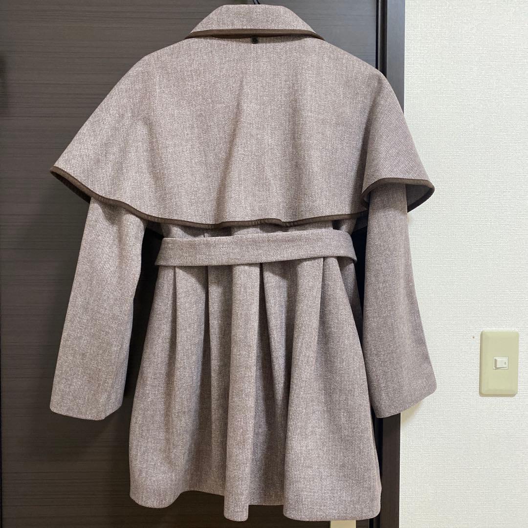 【美品】【新品未使用】エピヌ ケープコートcape 2waycoat epine 【美品】【新品未使用】エピヌ ケープコートcape 2waycoat epine