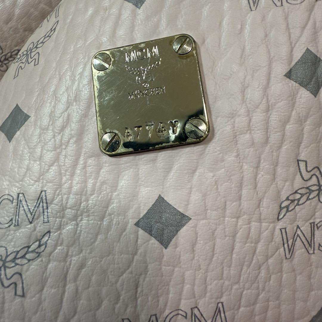 MCM ピンク ロゴリュック