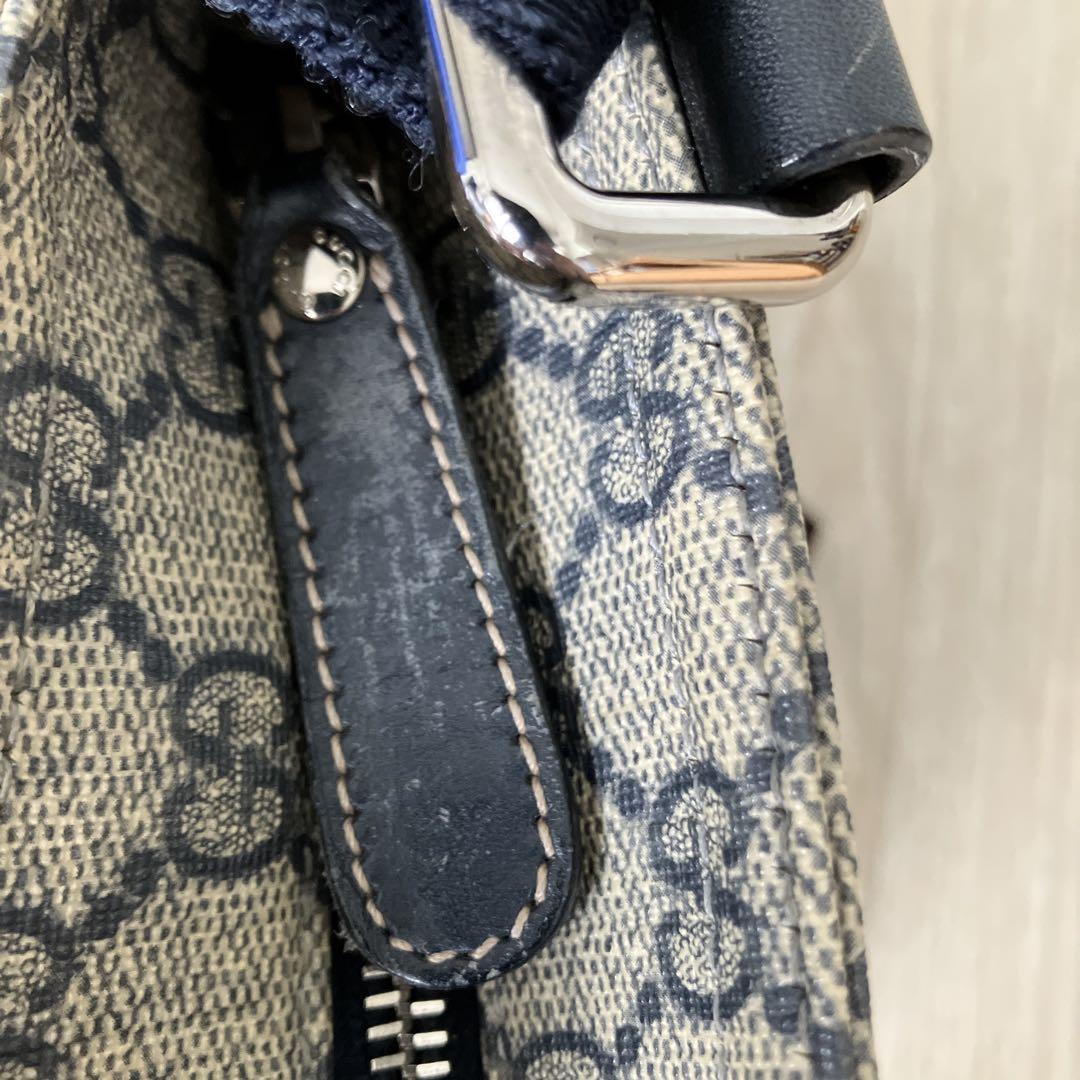 GUCCI ショルダーバッグ
