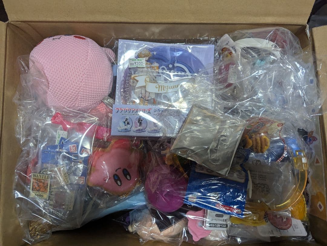 アニメ　ゲームグッズまとめ　180点