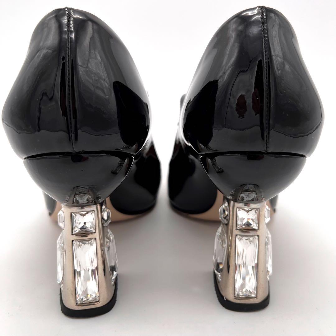 送料無料】Miu Miu ミュウミュウ パンプス エナメル ビジュー23.5 上品