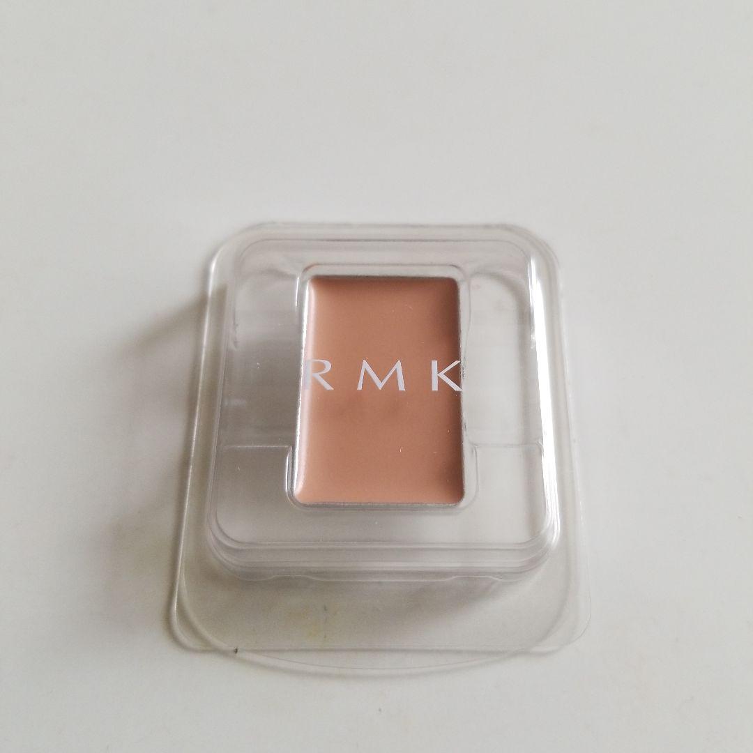 RMK フローレスカバーコンシーラー