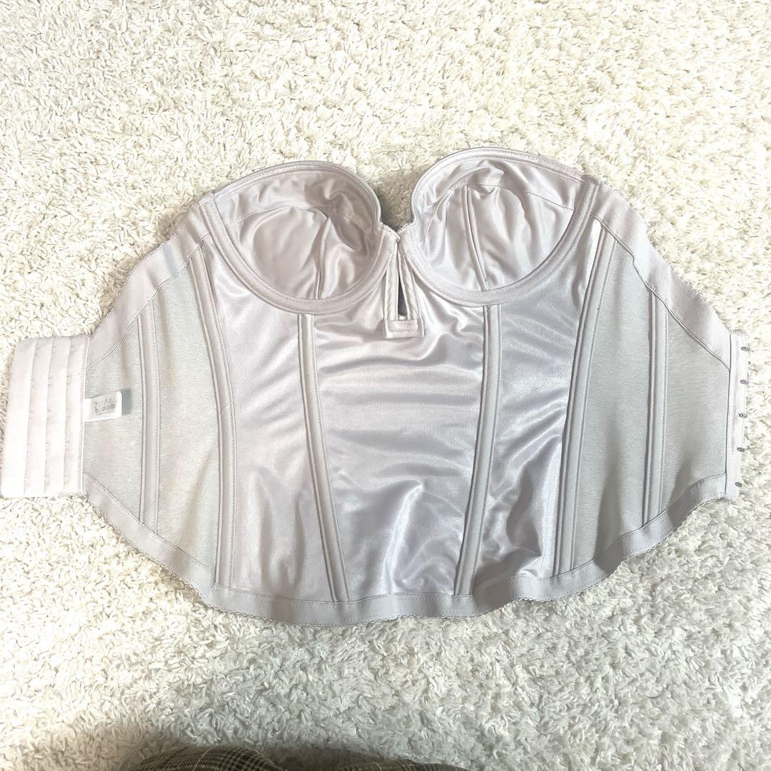 【D65】美品bridal bloomビスチェ