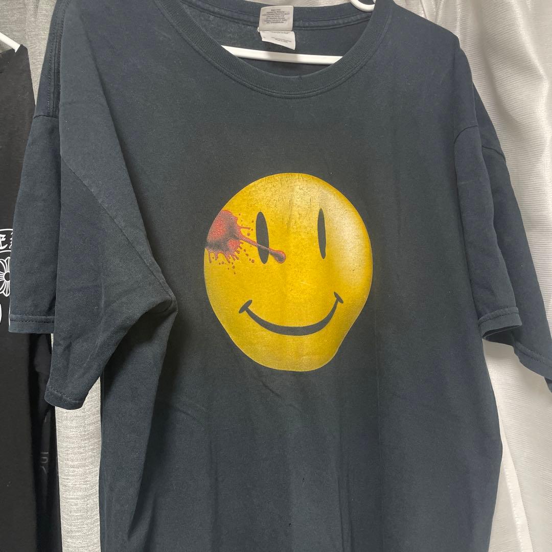 ぶち抜きスマイルTシャツ メンズL