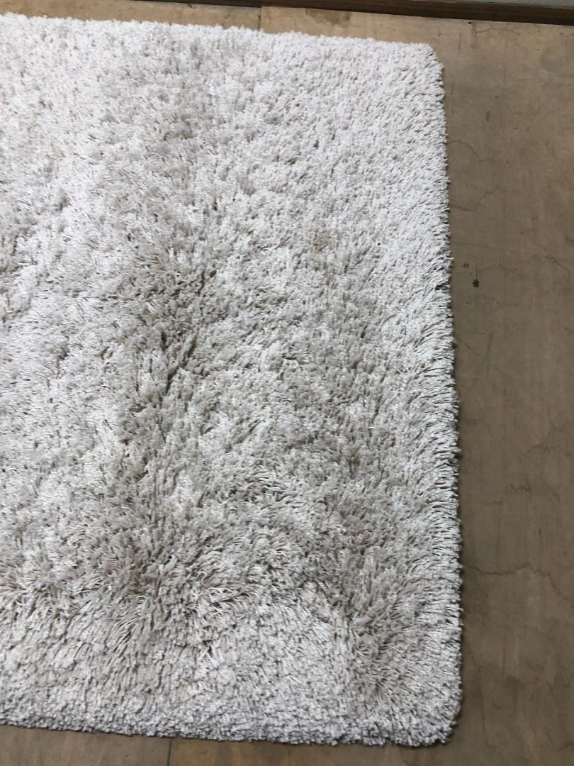 IKEA イケア GASER パイル長 ラグ オフホワイト 1123-3