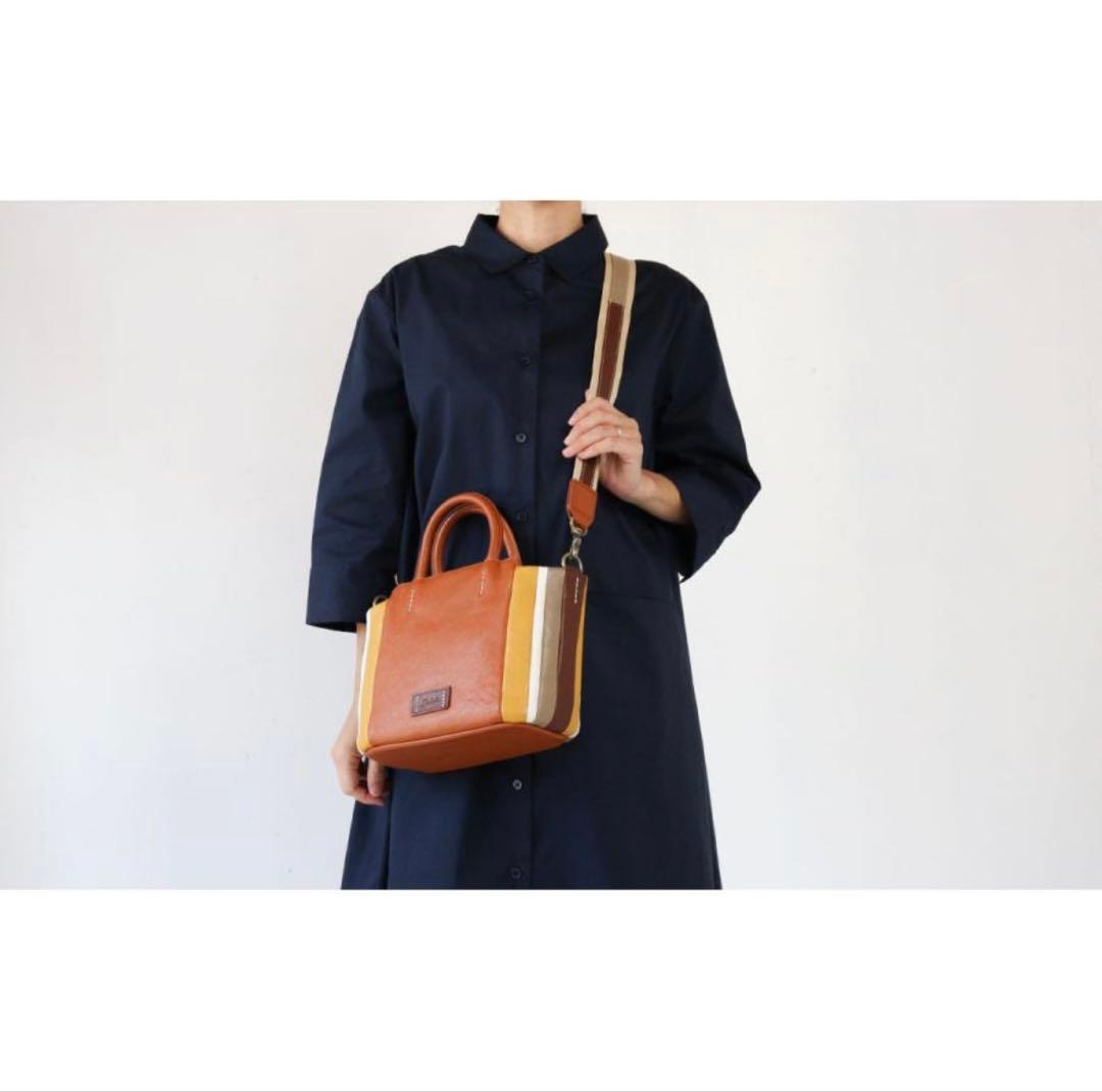 ☆未使用級☆ ダコタ 2WAYショルダーバッグ パッチワーク リンド 現行