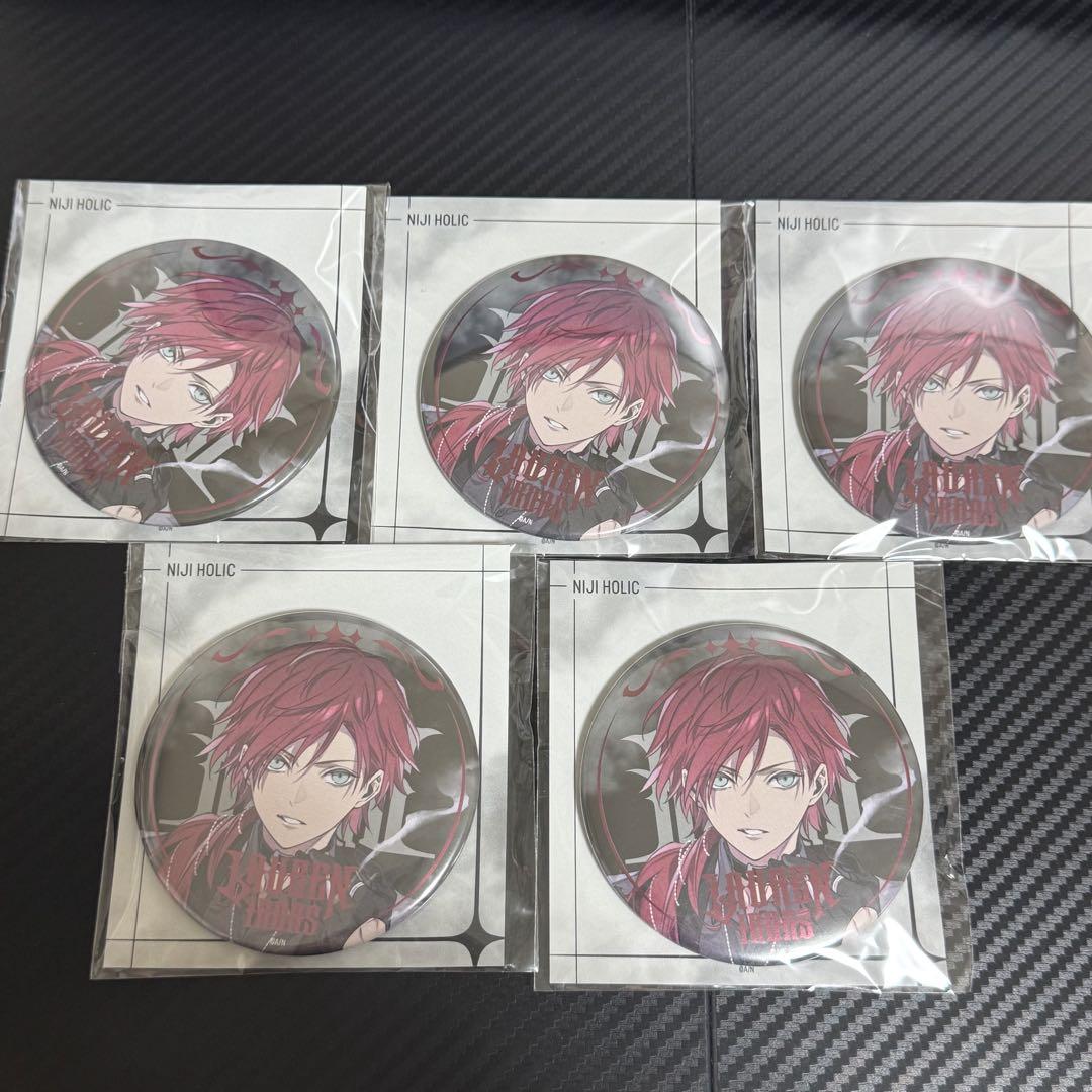 ローレン・イロアス 缶バッジ - メルカリ