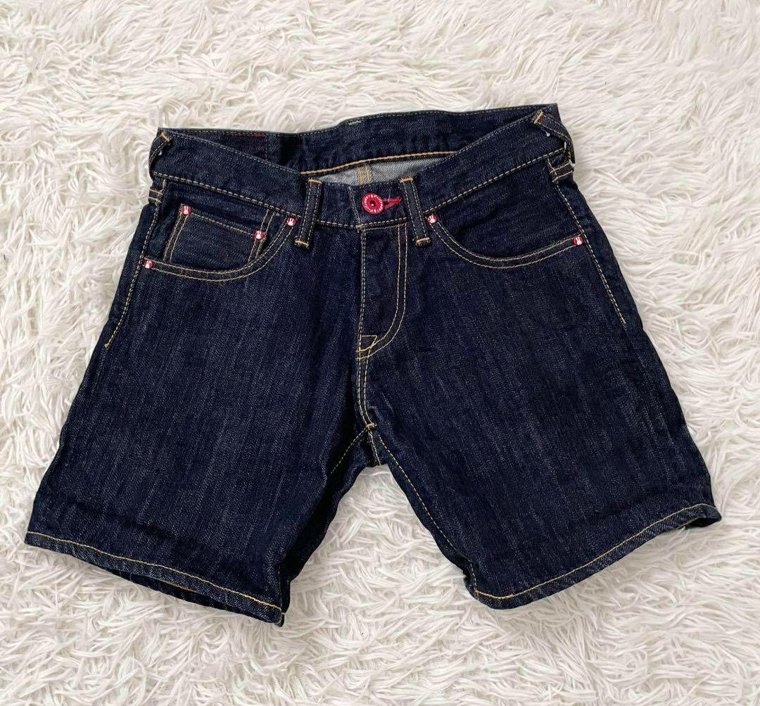 キューンデニムショートパンツ　CUNE　ハーフパンツ 美品 キューン CUNE ハーフパンツ デニム バックプリント しょー