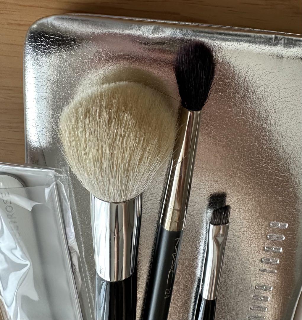 MAC・BOBBI BROWNブラシ、ポーチ、ビューラー等9点セット