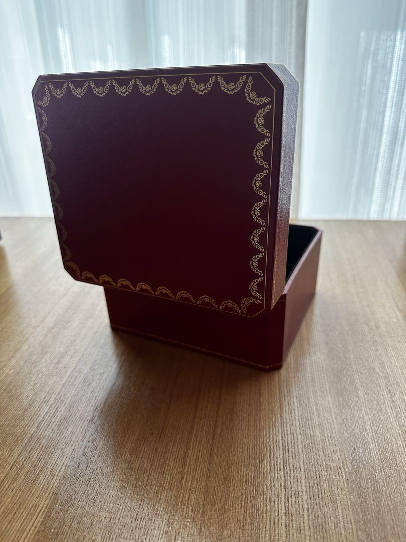 【美品】Cartier 時計ケース 赤
